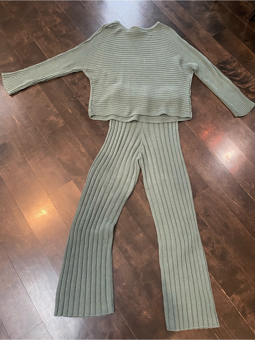 Like New Free People Beach Hailee Ribbed Sweater Set in Sage Green